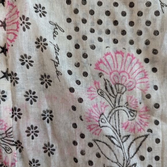 3/$20 Free People Shopper Bag - Picture 3 of 3